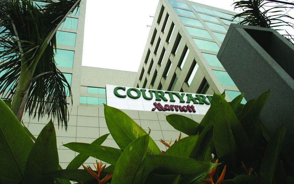 Courtyard By Marriott Chennai Hotel Buitenkant foto