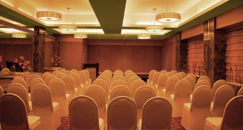 Courtyard By Marriott Chennai Hotel Buitenkant foto